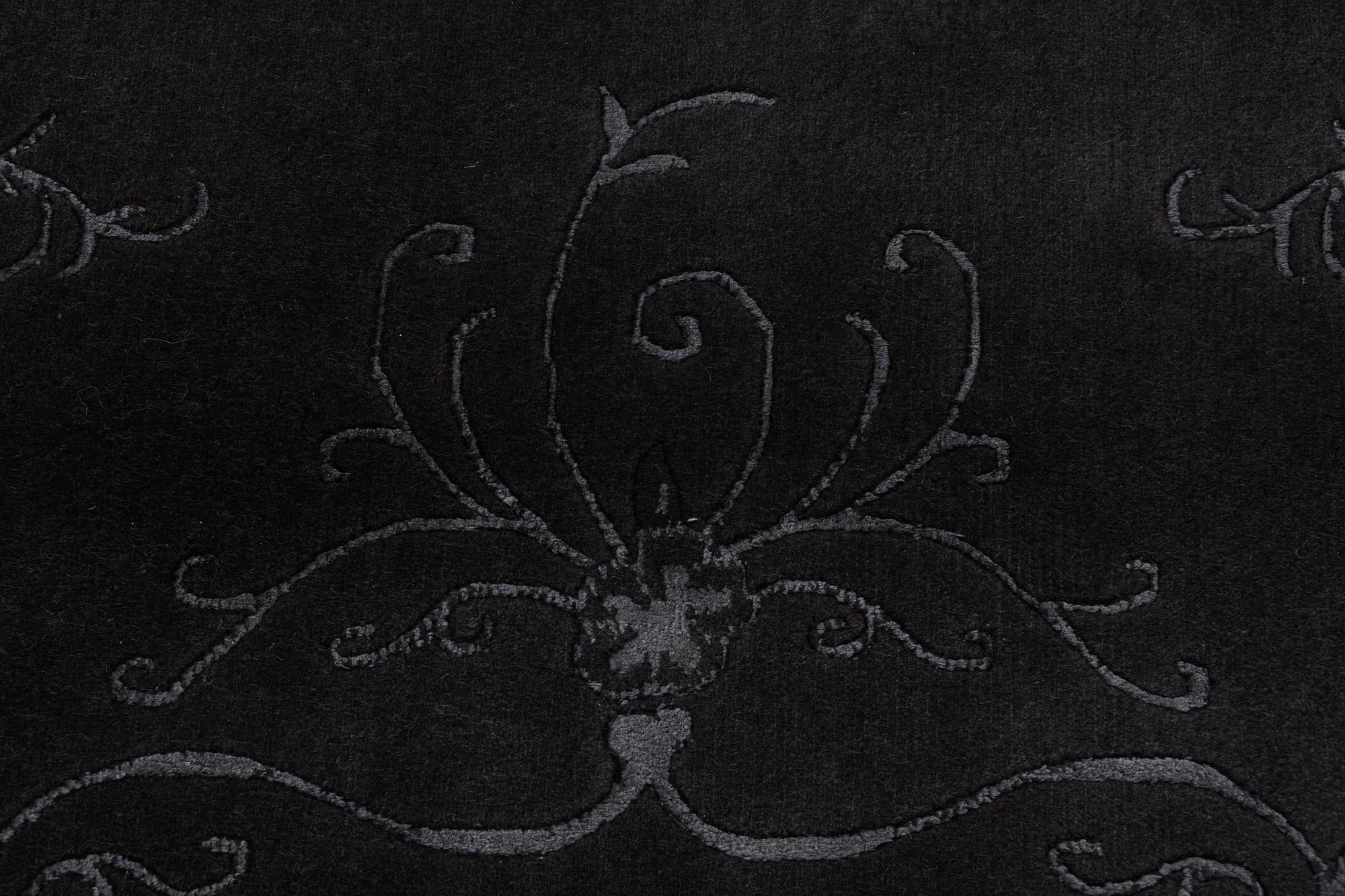 5' 7 x 7' 9 Darya Rug