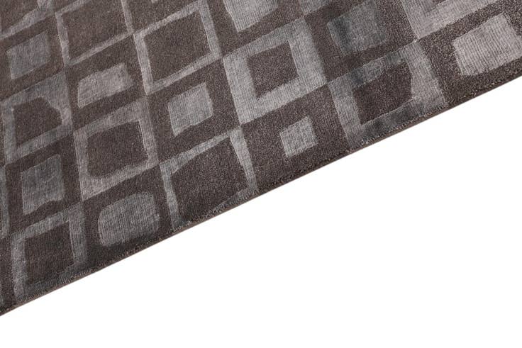 Detail image of 2' 11 x 4' 11 Hand Knotted Darya Wool Rug