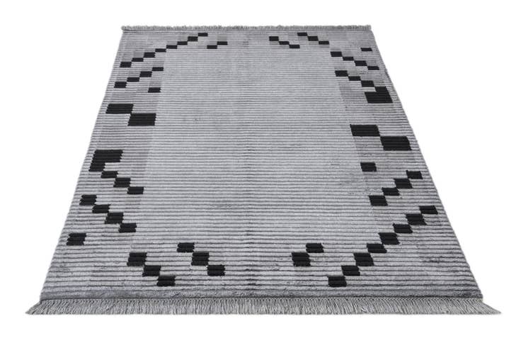 Detail image of 4' x 5' 10 Hand Knotted Darya Wool Rug