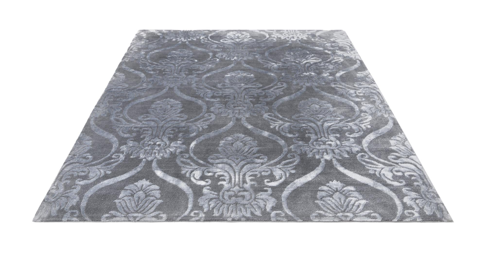 5' 1 x 8' Hand Knotted Darya Wool Rug