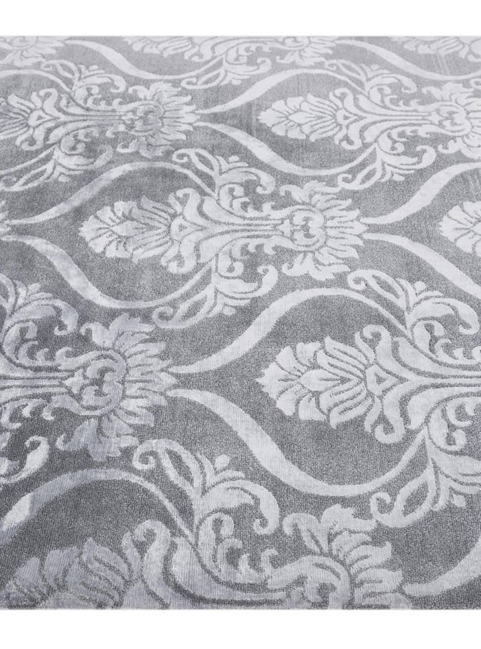 Detail image of 5' 1 x 8' Hand Knotted Darya Wool Rug