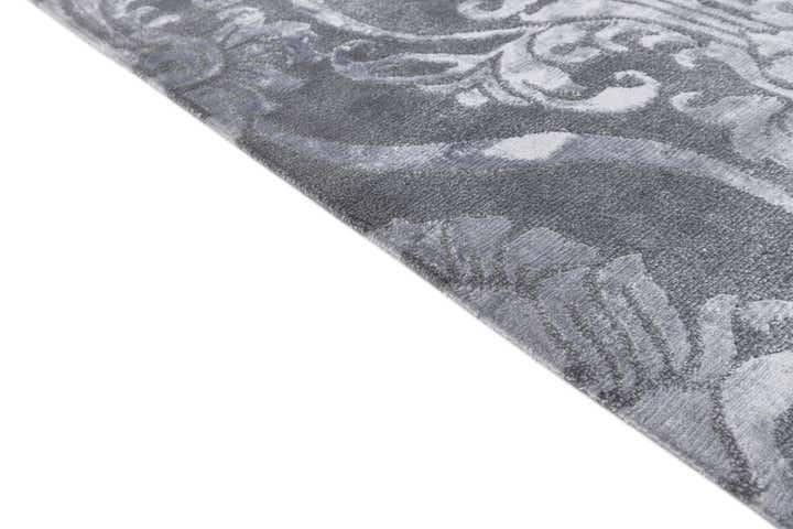 5' 1 x 8' Hand Knotted Darya Wool Rug