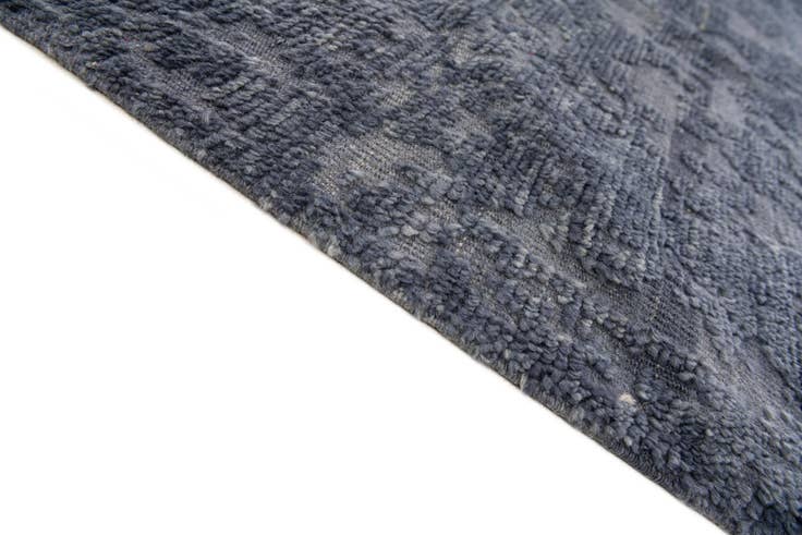Detail image of 8' 2 x 10' 7 Hand Knotted Darya Wool Rug