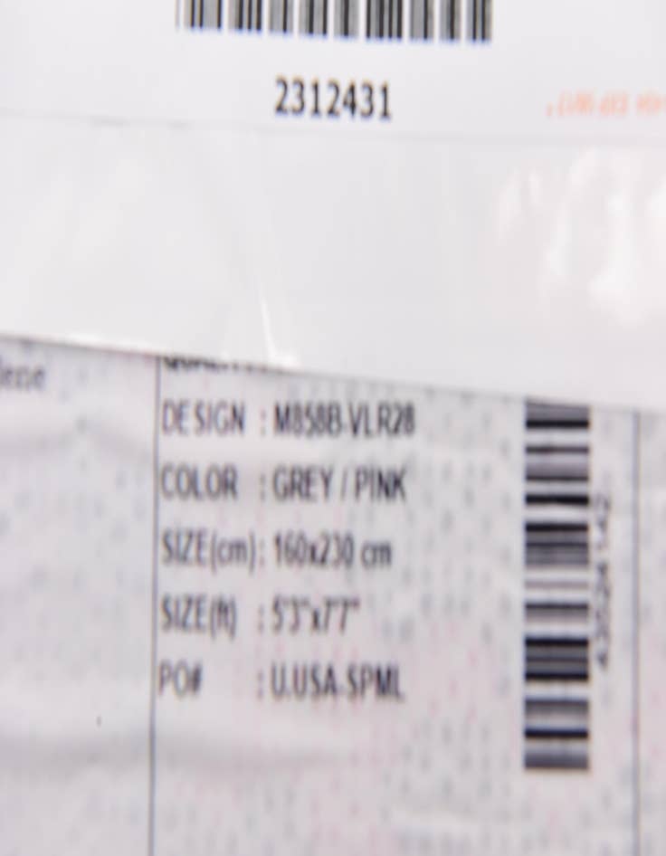 Detail image of 5' x 7' 6 Delilah Rug