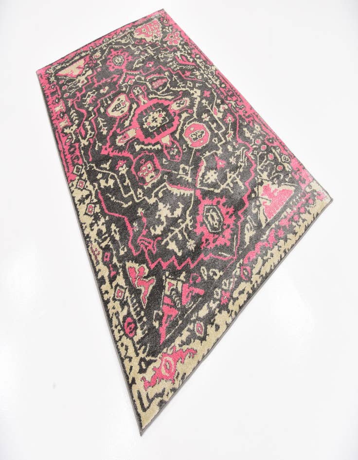 Detail image of 5' x 7' 6 Delilah Rug