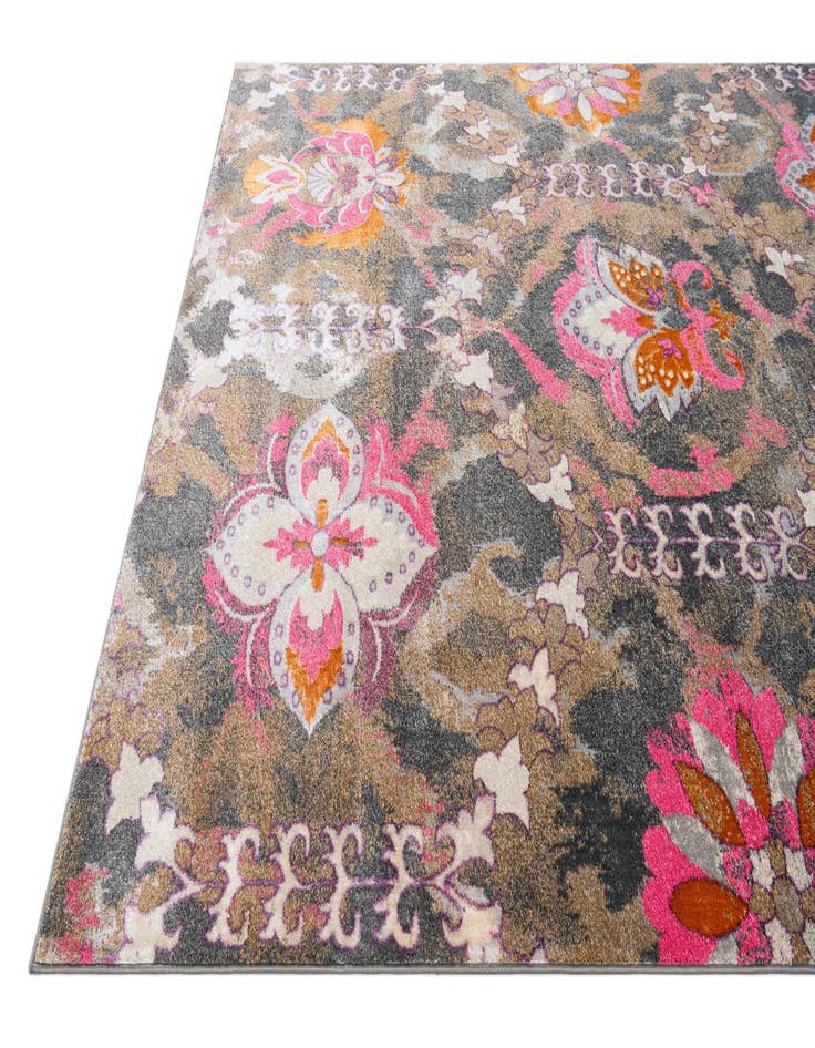 Detail image of 6' 7 x 9' 8 Delilah Rug