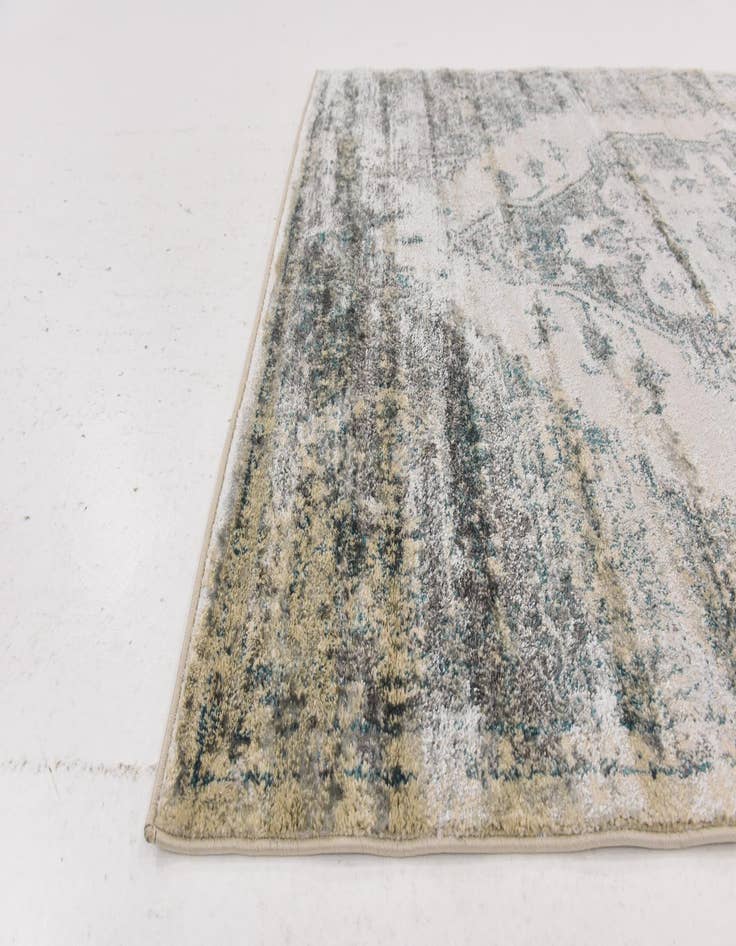 Detail image of 5' 3 x 7' 5 Fleur Rug