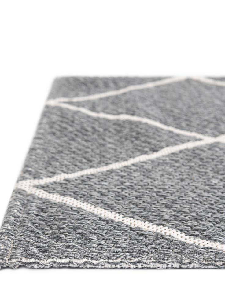 Detail image of 2' 2 x 3' Georgia Rug