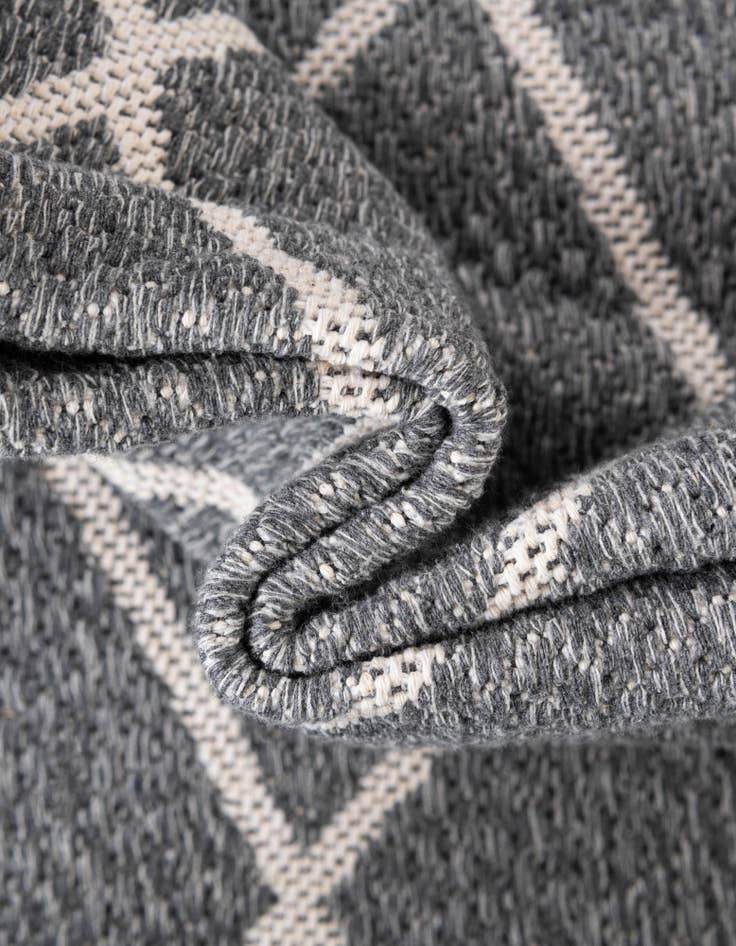 Detail image of 2' 2 x 3' Georgia Rug