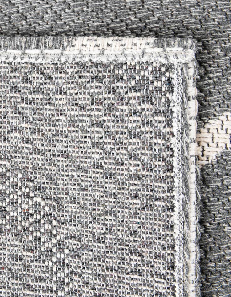 Detail image of 8' 5 x 11' 4 Georgia Rug