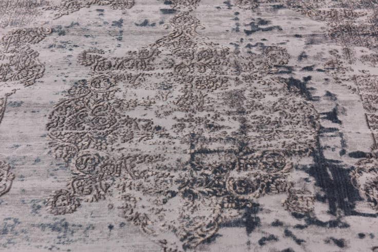 Detail image of 5' x 7' 6 Graham Rug