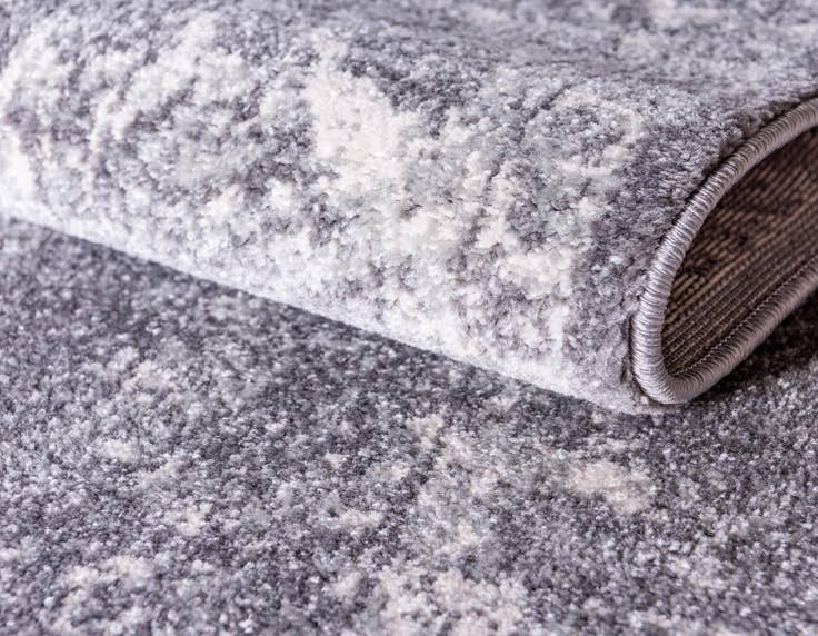 Detail image of 4' x 6' Heritage Rug