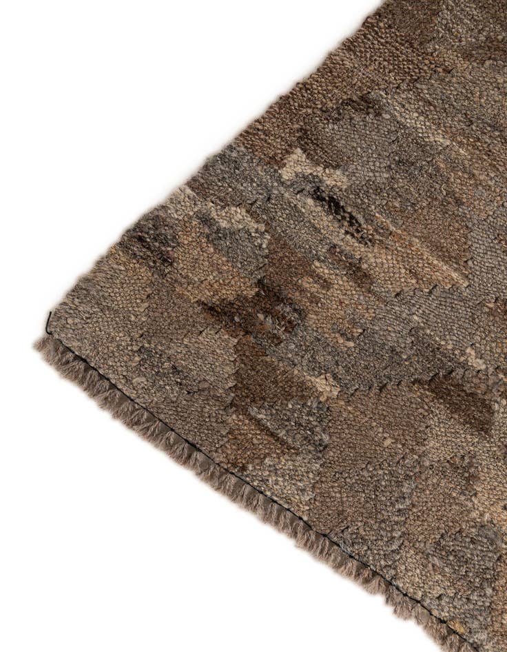 Detail image of 2' 10 x 3' 11  Hand Woven Kilim Maymana Wool Rug