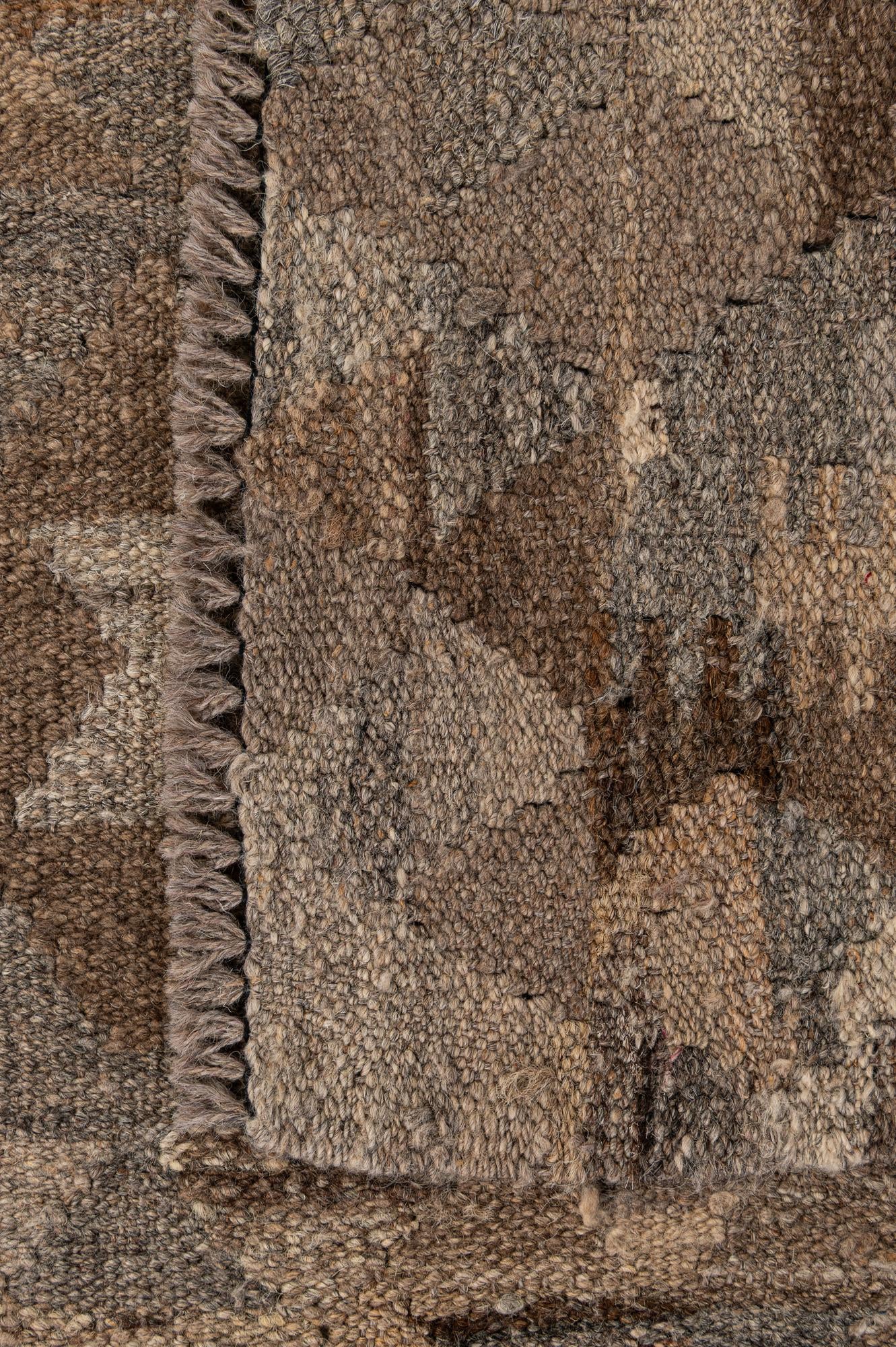 2' 10 x 3' 11 Hand Woven Kilim Maymana Wool Rug