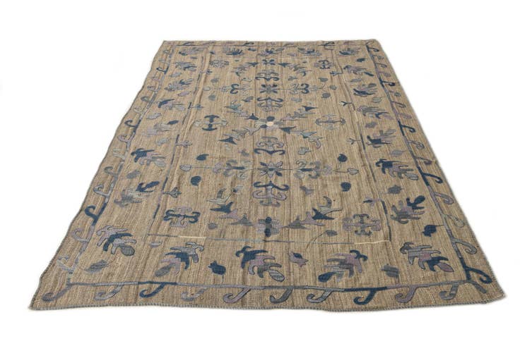 Detail image of 6' 4 x 9' 5 Hand Woven Kilim Suzani Wool Rug