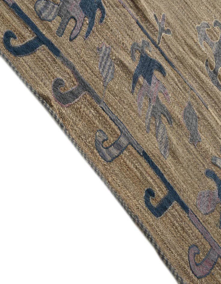 Detail image of 6' 4 x 9' 5 Hand Woven Kilim Suzani Wool Rug