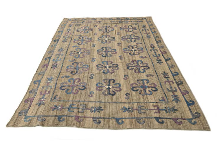 Detail image of 6' 5 x 9' 3 Hand Woven Kilim Suzani Wool Rug