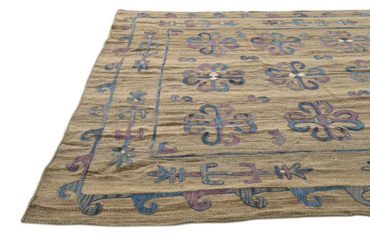 Detail image of 6' 5 x 9' 3 Hand Woven Kilim Suzani Wool Rug