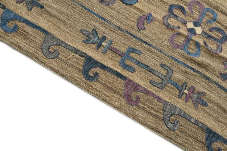 Detail image of 6' 5 x 9' 3 Hand Woven Kilim Suzani Wool Rug