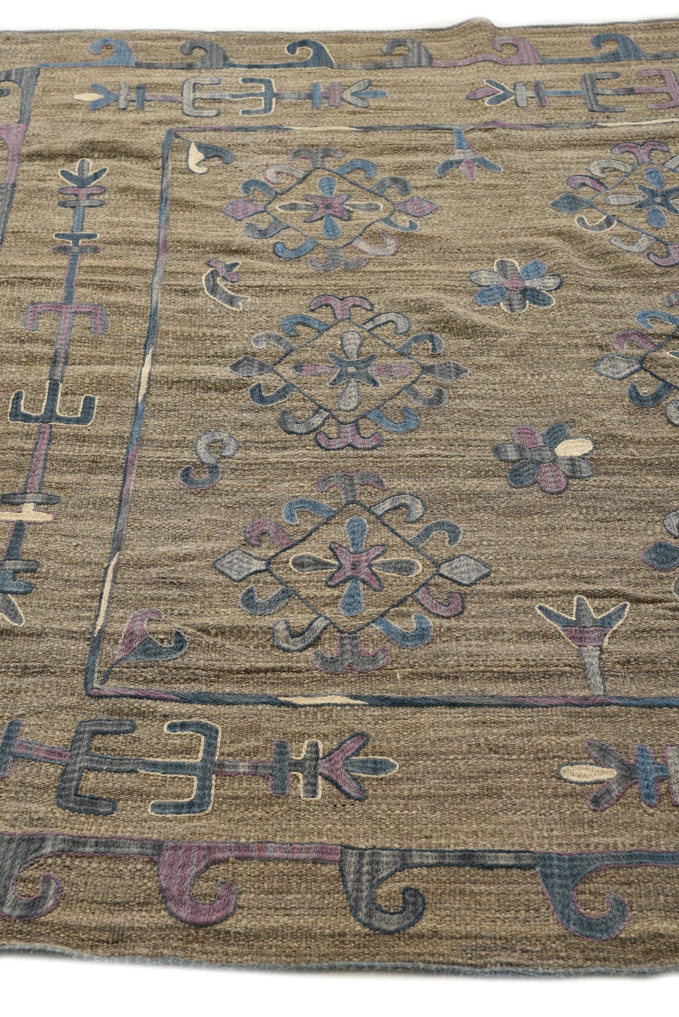 5' 10 x 7' Hand Woven Kilim Suzani Wool Rug
