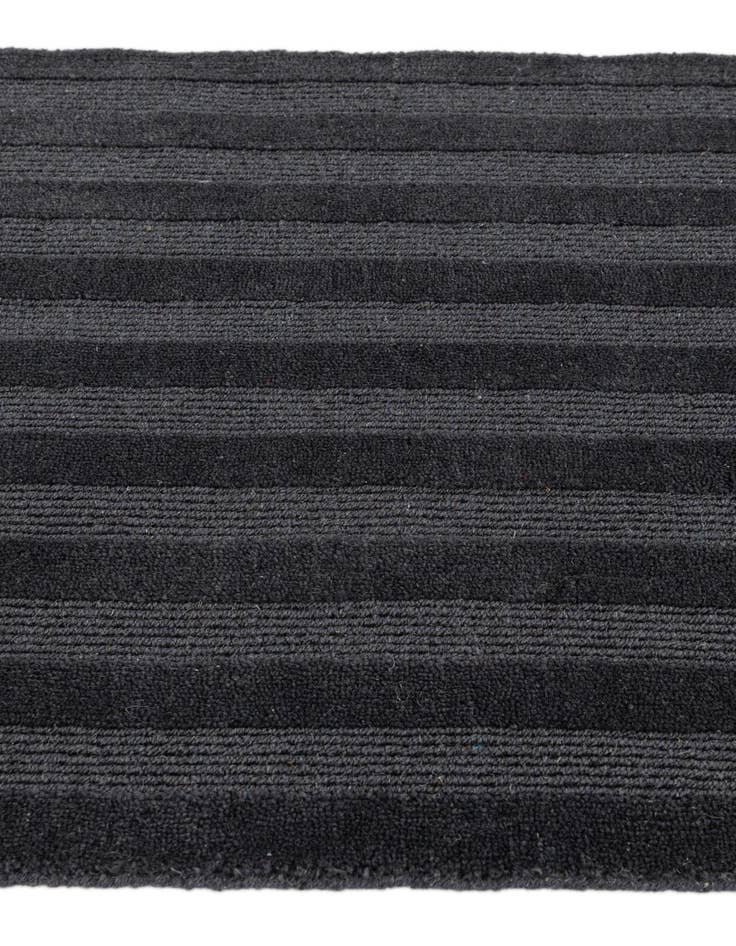 Detail image of 2' 2 x 3' 1  Hand Woven Lana New Zealand Wool Rug