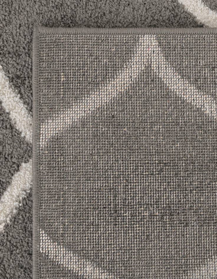Detail image of 9' x 12' Lattice Frieze Rug