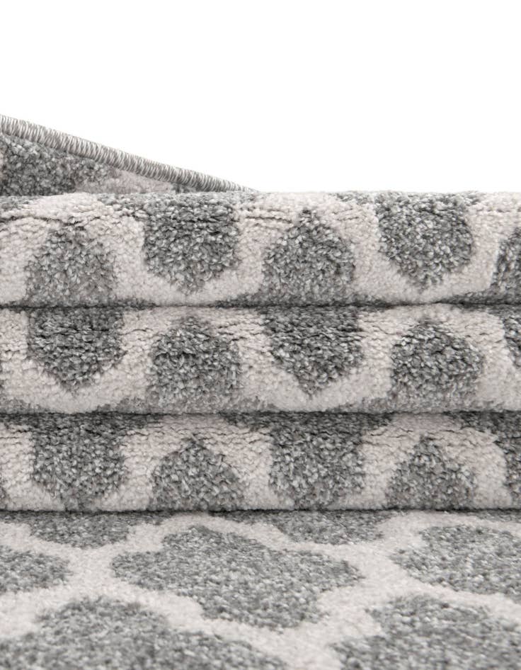 Detail image of 7' 10 x 11' Lattice Rug