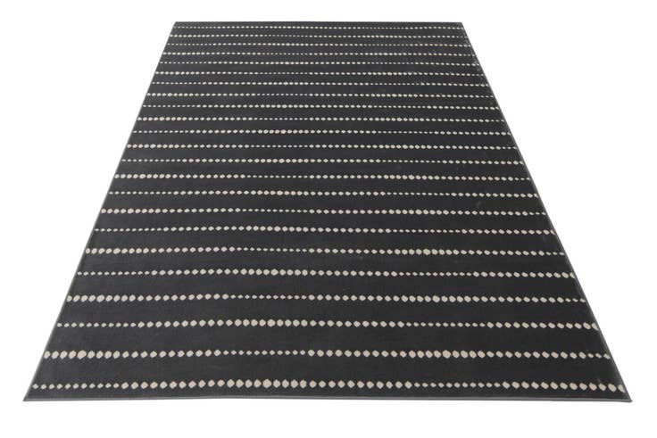 Detail image of 5' x 7' 7 Lattice Trellis Rug