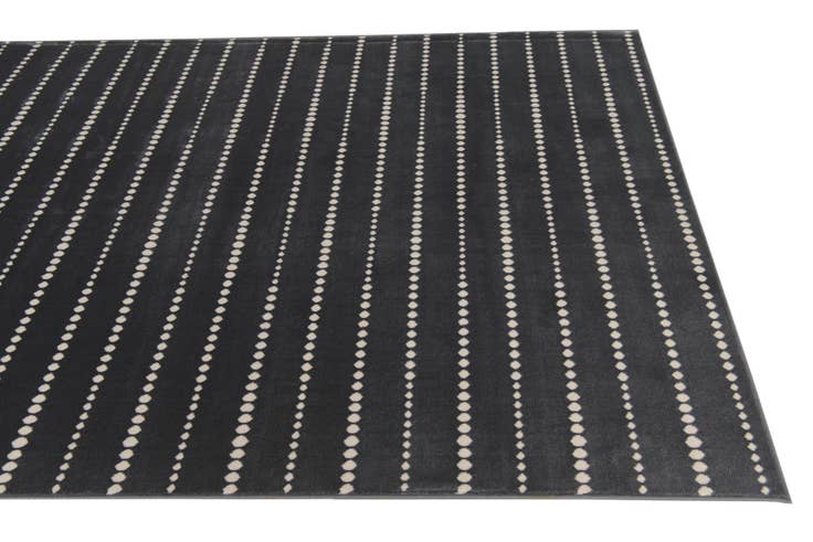 Detail image of 5' x 7' 7 Lattice Trellis Rug