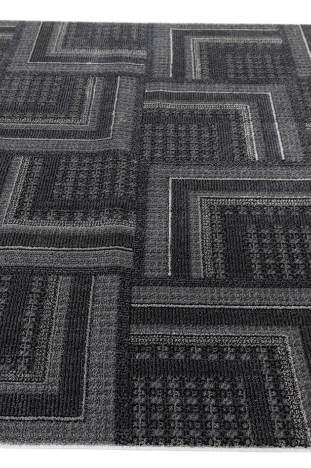 Detail image of 5' x 7' 5 Leipzig Rug