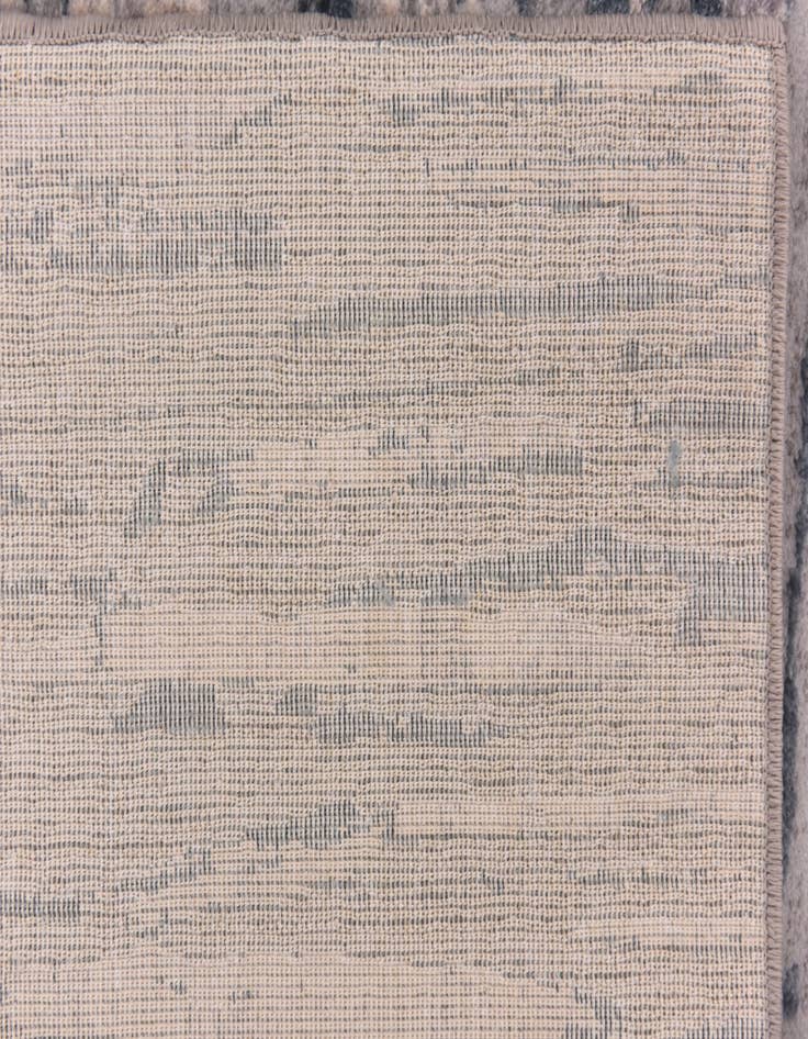 Detail image of 5' x 7' 6 Loft Rug