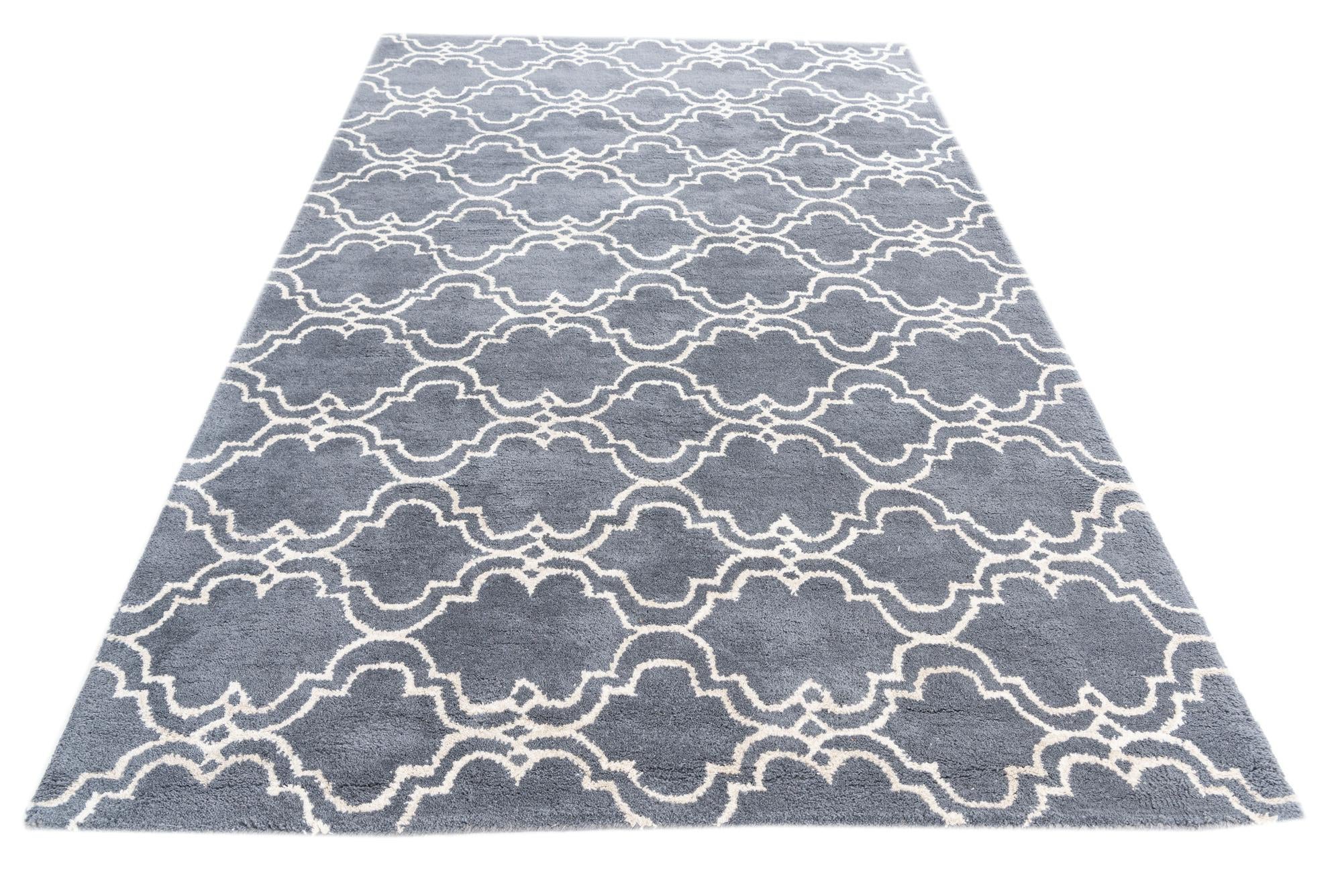 5' x 7' 9 Luna Rug