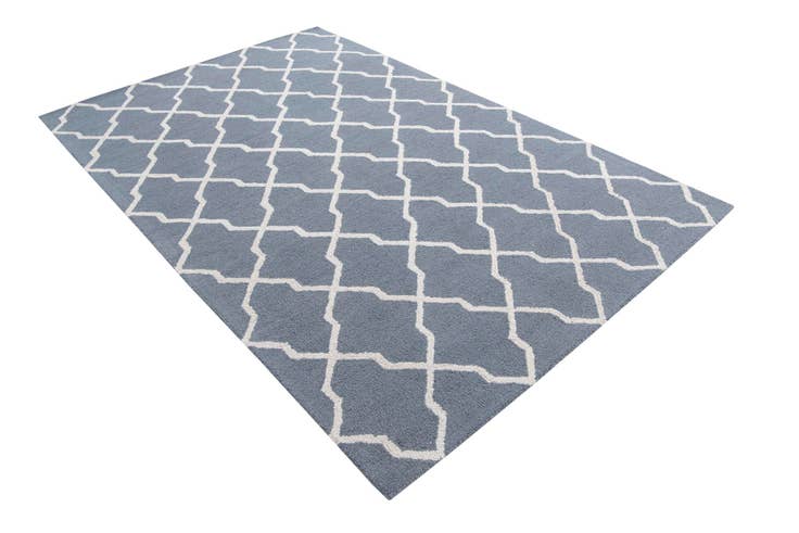 Detail image of 5' 1 x 8' Luna Rug