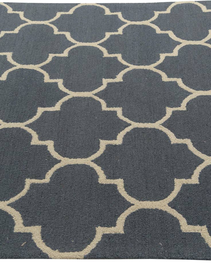 Detail image of 5' x 8' Luna Wool Rug