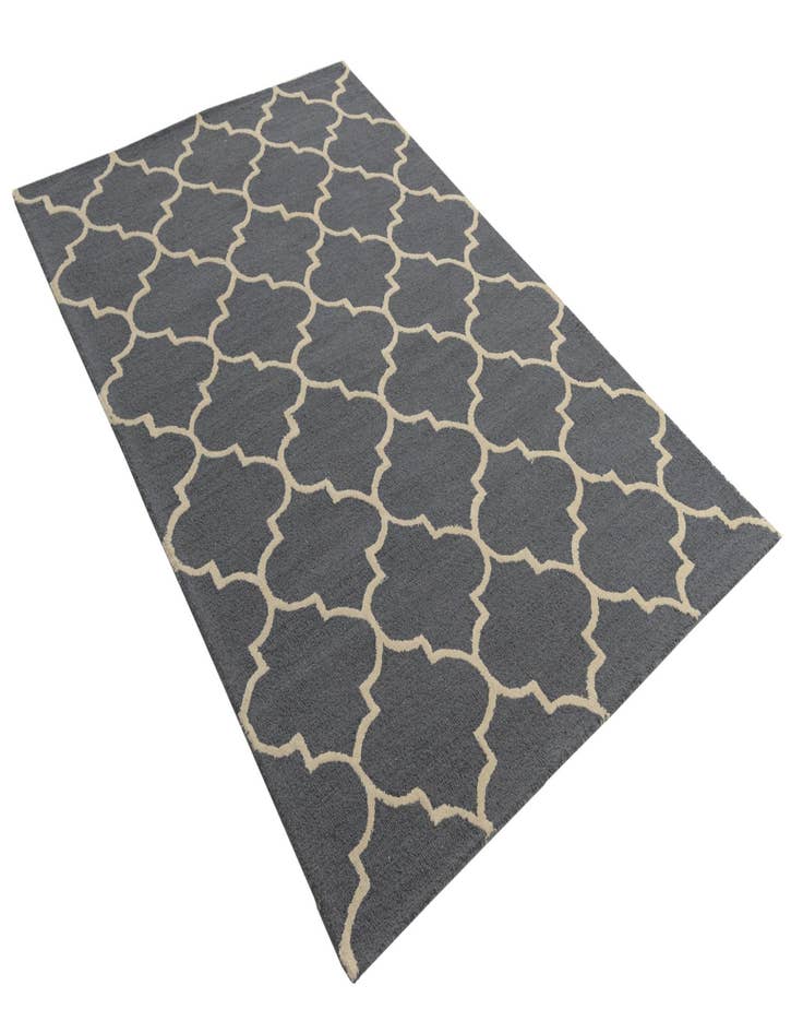 Detail image of 5' x 8' Luna Wool Rug