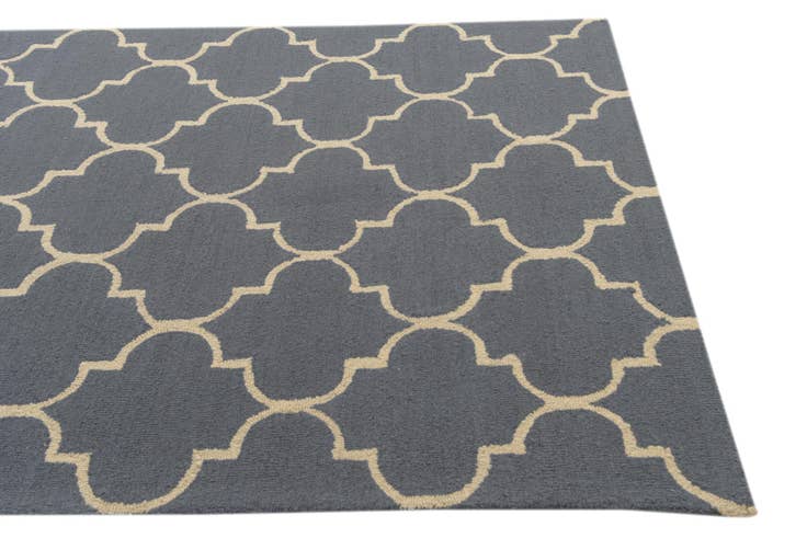 Detail image of 5' x 8' Luna Wool Rug
