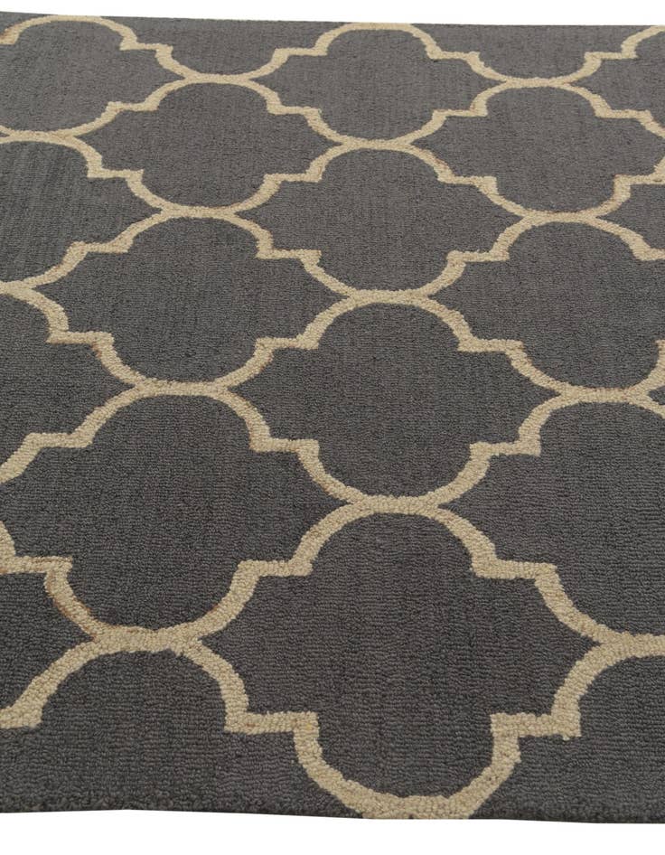 Detail image of 5' x 8' Luna Wool Rug