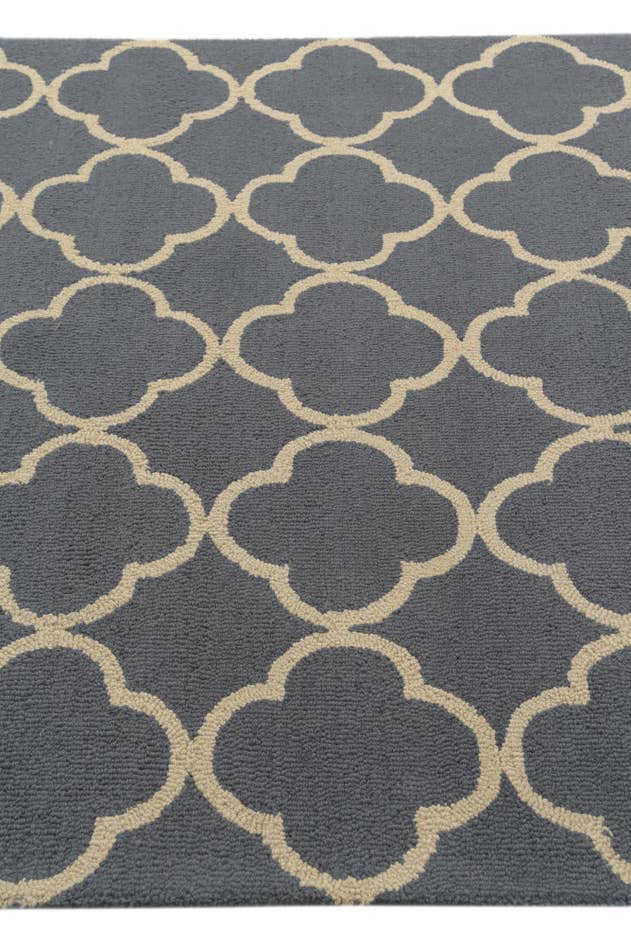 Detail image of 5' 1 x 8' Luna Wool Rug