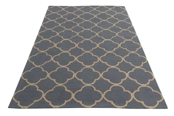 Detail image of 5' x 8' Luna Wool Rug