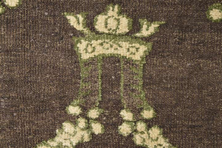 7' 10 x 10' Hand Knotted Luna Rug