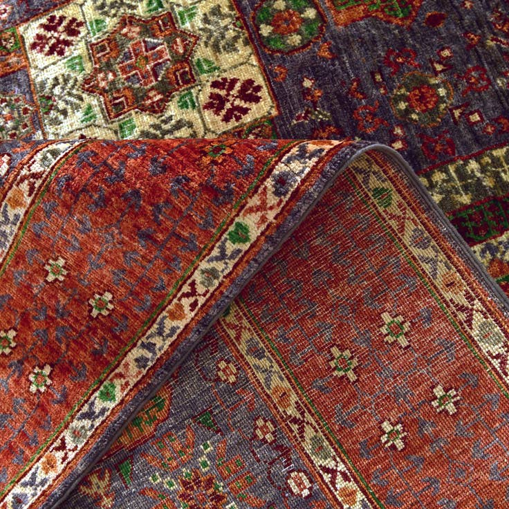 Detail image of 5' 1 x 6' 9 Hand Knotted Mamluk Ziegler Rug