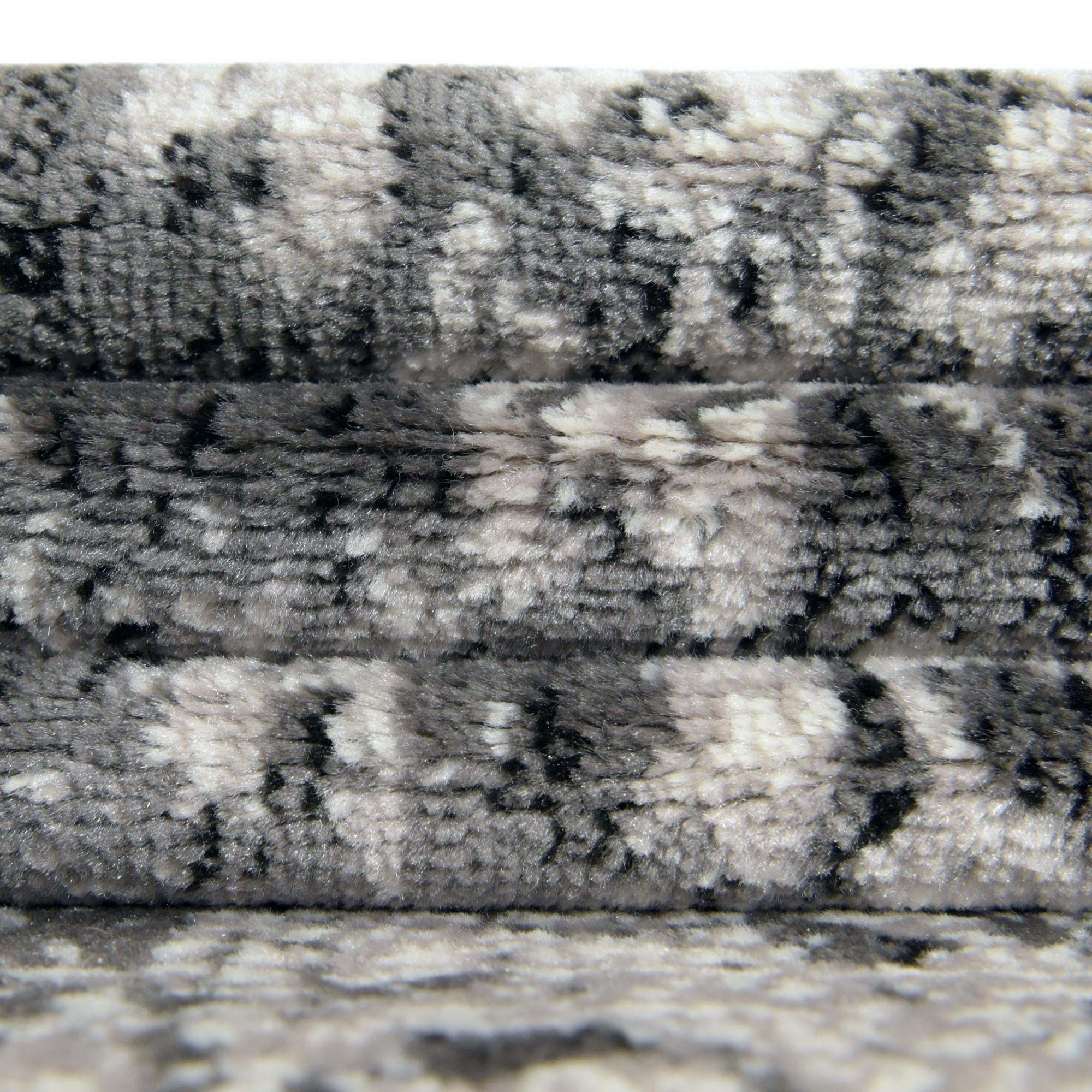 5' x 8' Metropolis Rug