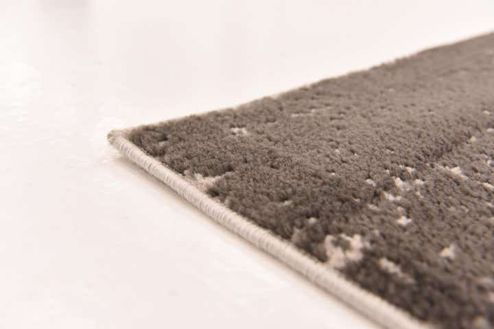 5' x 7' 10 Modern Classical Rug