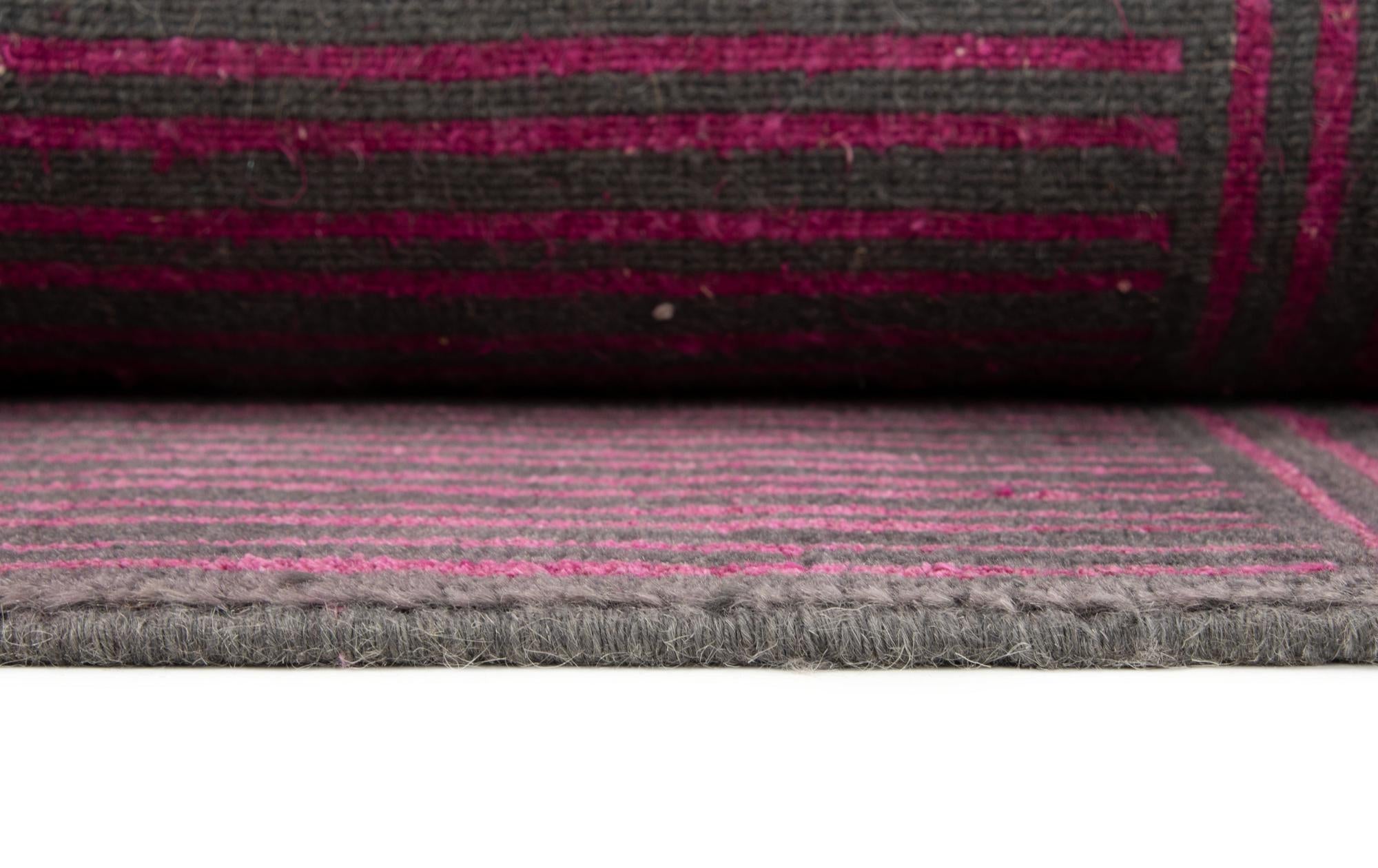 7' 6 x 9' 11 Modern Nehmo Rug