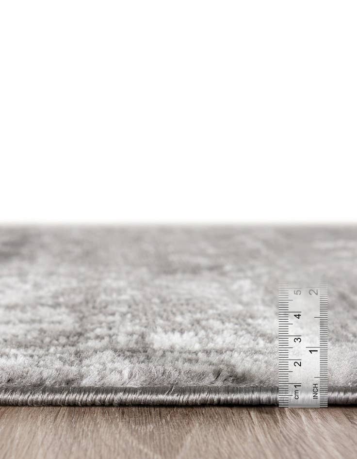 Detail image of 5' 3 x 8' Monaco Rug With Pad Bundle