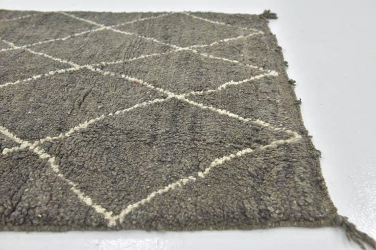 Detail image of 3' 10 x 6' 9 Hand Knotted Moroccan Wool Rug