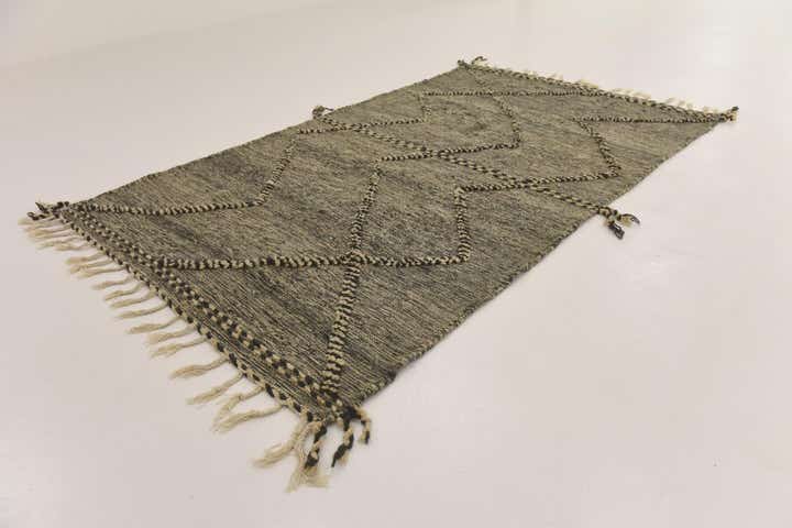 4' 11 x 8' 4 Hand Knotted Moroccan Wool Rug