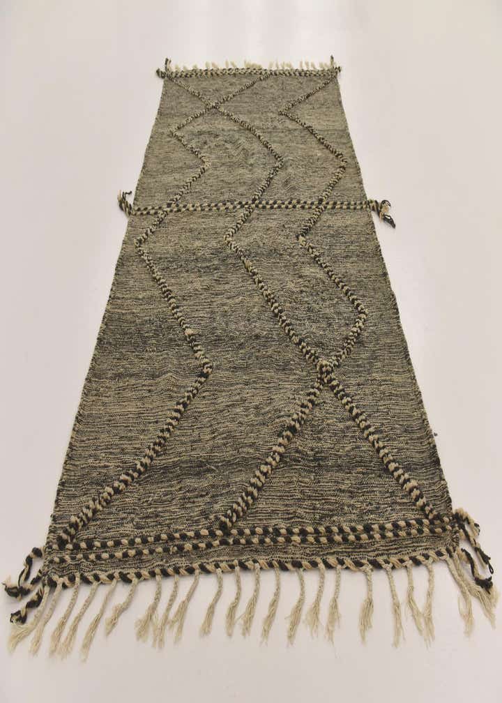 4' 11 x 8' 4 Hand Knotted Moroccan Wool Rug
