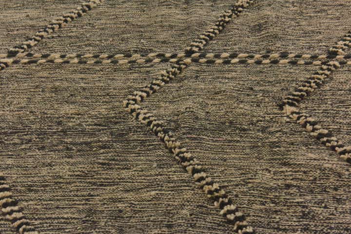 4' 11 x 8' 4 Hand Knotted Moroccan Wool Rug
