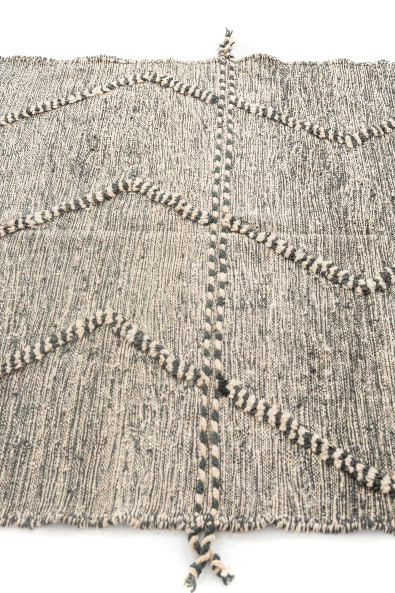5' x 8' 7 Hand Knotted Moroccan Wool Rug